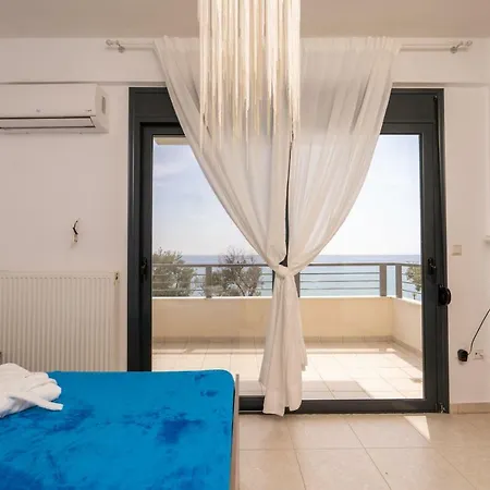 By The Sea Villa *
