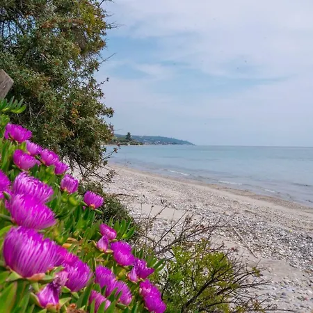 By The Sea Villa *