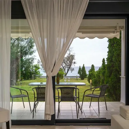By The Sea Villa Moles Kalyves